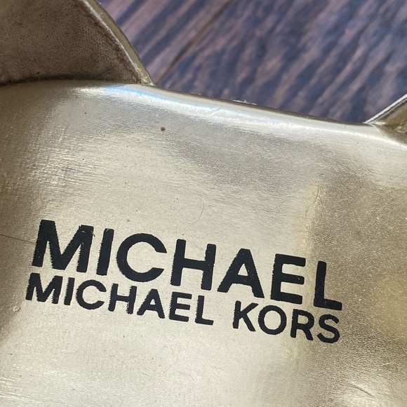 Gold Michael Kors Cate Jill wedge heels - Picture 4 of 4